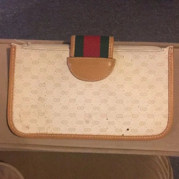 Gucci Pouch - Picture 2 of 9